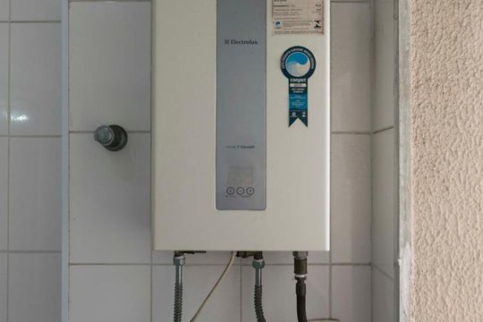 Área de serviço (Aquecedor à gás) de apartamento à venda com 2 quartos, 78m² em Vila Dom Pedro I, São Paulo