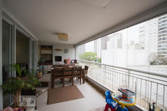 Varanda de apartamento à venda com 4 quartos, 134m² em Santo Amaro, São Paulo