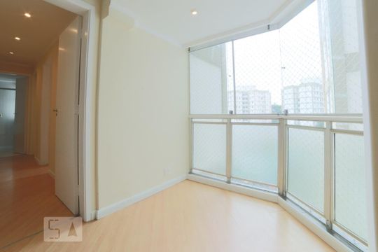 Apartamento para alugar com 3 quartos, 80m² em Jardim Taquaral, São Paulo