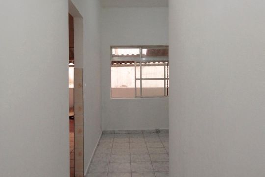 Corredor de apartamento para alugar com 1 quarto, 45m² em Santa Efigênia, São Paulo