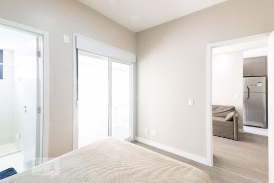 Quarto de apartamento para alugar com 1 quarto, 76m² em Vila Olímpia, São Paulo
