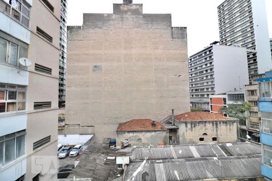 Vista de kitnet/studio à venda com 1 quarto, 32m² em República, São Paulo