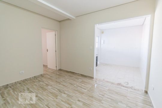 Sala de casa para alugar com 2 quartos, 80m² em Parque Renato Maia, Guarulhos