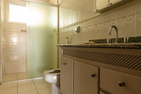 Banheiro Suite de apartamento para alugar com 4 quartos, 180m² em Bela Vista, Jundiaí