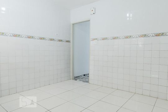 Cozinha de casa para alugar com 2 quartos, 77m² em Vila São Francisco, São Paulo