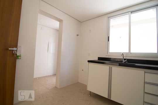 Cozinha de apartamento para alugar com 3 quartos, 140m² em São Pedro, Belo Horizonte