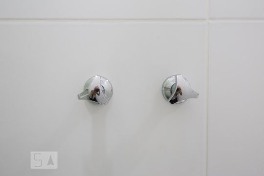 Torneiras box de apartamento para alugar com 3 quartos, 90m² em Maracanã, Rio de Janeiro