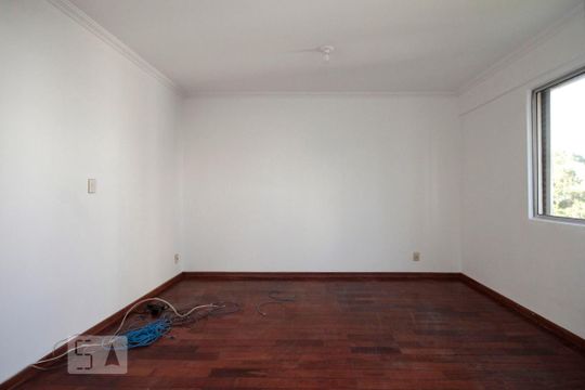 Sala de apartamento à venda com 3 quartos, 100m² em Bela Vista, São Paulo