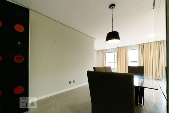 Sala de apartamento à venda com 1 quarto, 70m² em Jardim das Acácias, São Paulo