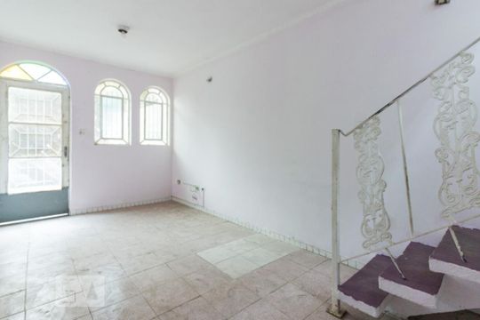 Sala de casa à venda com 1 quarto, 60m² em Parque Peruche, São Paulo