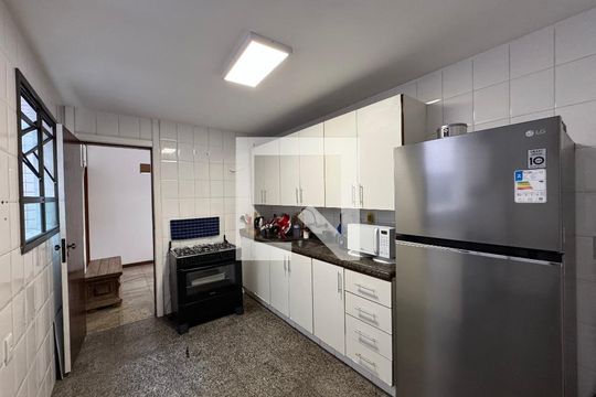 Cozinha e Área de Serviço de apartamento para alugar com 4 quartos, 180m² em Recreio dos Bandeirantes, Rio de Janeiro