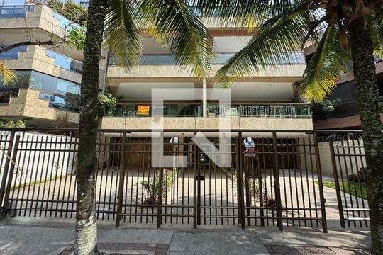 Fachada de apartamento para alugar com 4 quartos, 180m² em Recreio dos Bandeirantes, Rio de Janeiro