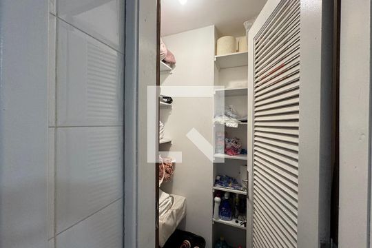 Cozinha e Área de Serviço de apartamento para alugar com 4 quartos, 180m² em Recreio dos Bandeirantes, Rio de Janeiro