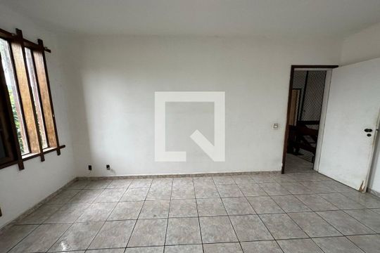 Quarto 1 de casa à venda com 5 quartos, 450m² em Freguesia (jacarepaguá), Rio de Janeiro