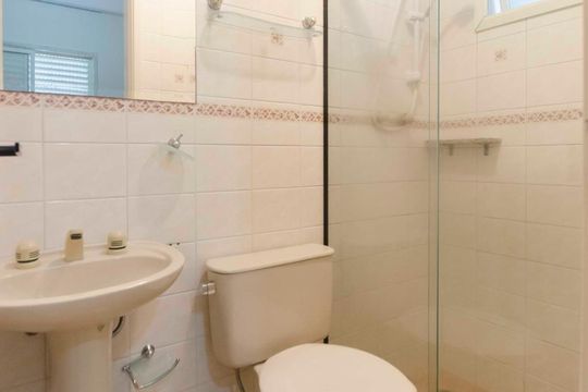 Banheiro Suíte de apartamento à venda com 2 quartos, 62m² em Vila Guaca, São Paulo