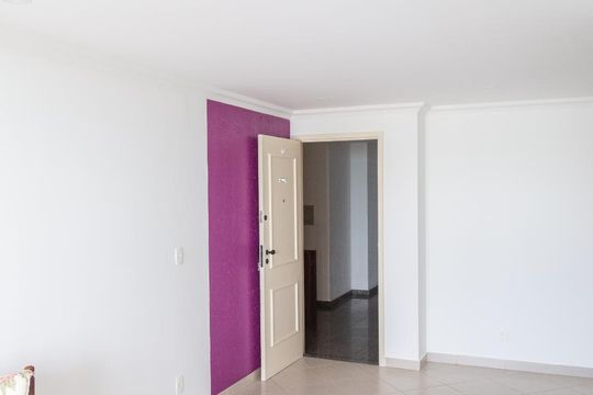 Sala de apartamento à venda com 2 quartos, 80m² em Recreio dos Bandeirantes, Rio de Janeiro