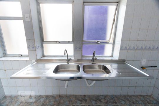 Cozinha de apartamento à venda com 2 quartos, 110m² em Vila Nova Caledônia, São Paulo