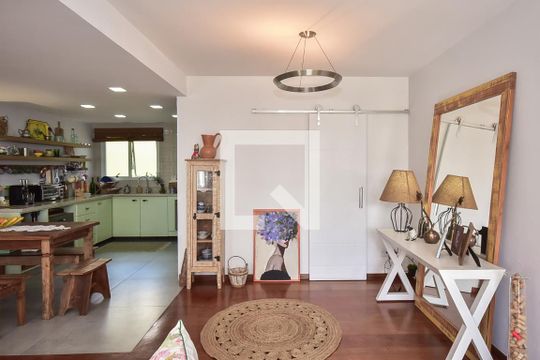 Sala de apartamento à venda com 2 quartos, 112m² em Vila Suzana, São Paulo