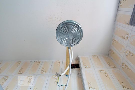 Banheiro social de apartamento para alugar com 2 quartos, 56m² em Vila Parque Jabaquara, São Paulo