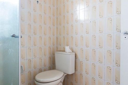 Banheiro social de apartamento para alugar com 2 quartos, 56m² em Vila Parque Jabaquara, São Paulo