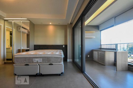 Varanda de kitnet/studio para alugar com 1 quarto, 41m² em Brooklin Paulista, São Paulo