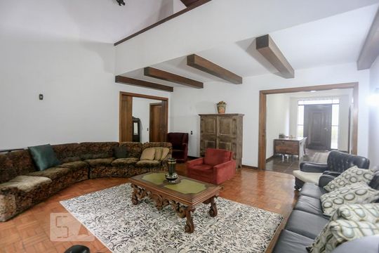 Sala de casa à venda com 5 quartos, 350m² em Alto de Pinheiros, São Paulo