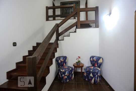 Sala de Espera de casa à venda com 5 quartos, 350m² em Alto de Pinheiros, São Paulo