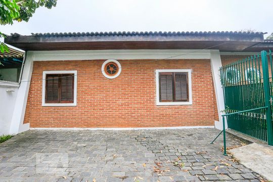 Garagem de casa à venda com 5 quartos, 350m² em Alto de Pinheiros, São Paulo