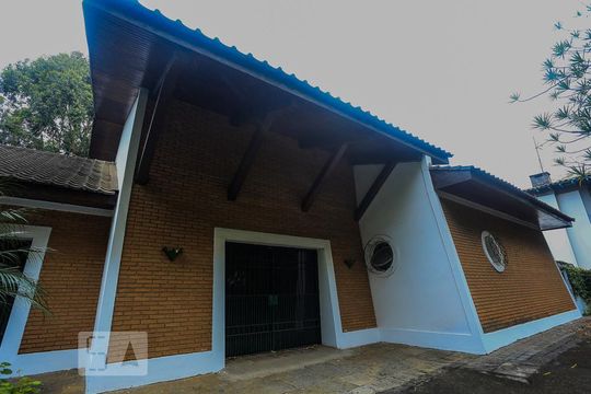 Área Externa  de casa à venda com 5 quartos, 350m² em Alto de Pinheiros, São Paulo