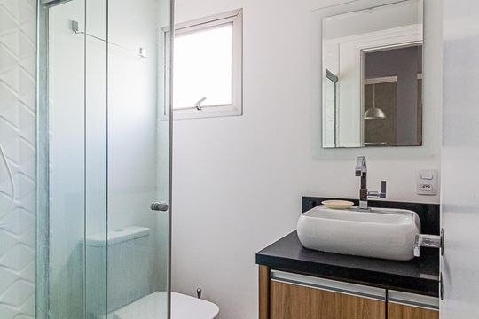 Banheiro de apartamento para alugar com 2 quartos, 62m² em Vila Olímpia, São Paulo