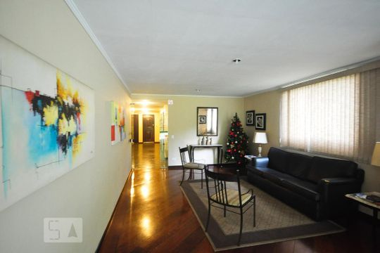 Hall social de apartamento à venda com 2 quartos, 67m² em Vila Suzana, São Paulo