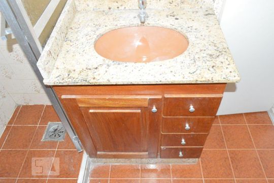 Banheiro da Suíte de apartamento à venda com 3 quartos, 110m² em Ingá, Niterói