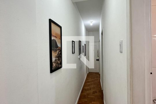 Entrada de apartamento para alugar com 1 quarto, 50m² em Copacabana, Rio de Janeiro