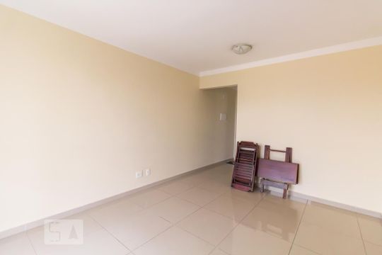 Sala de apartamento para alugar com 3 quartos, 71m² em Macedo, Guarulhos