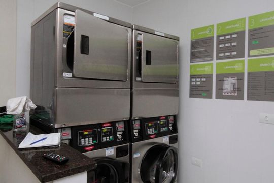 Lavanderia coletiva de apartamento para alugar com 2 quartos, 36m² em Bela Vista, São Paulo