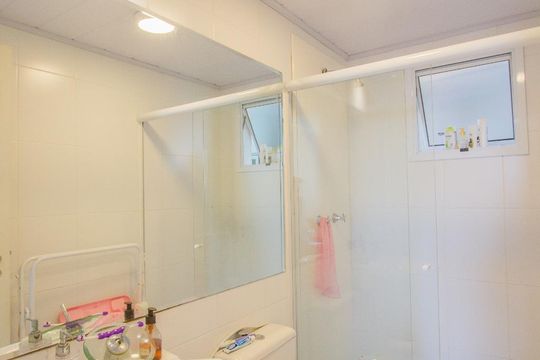 Banheiro Comum de apartamento à venda com 3 quartos, 70m² em Jardim Prudência , São Paulo