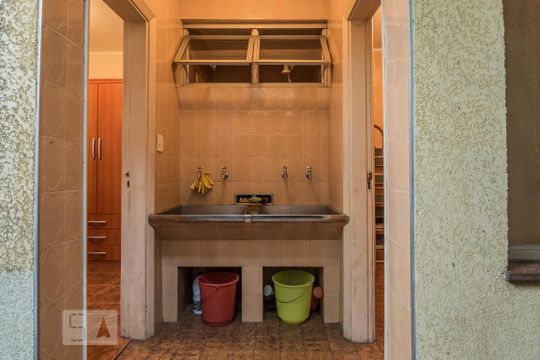Área de Serviço de casa à venda com 4 quartos, 267m² em Campo Belo, São Paulo