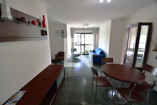 Apartamento à venda com 1 quarto, 74m² em Cambuí, Campinas