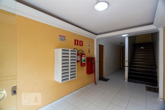 Hall social de apartamento para alugar com 2 quartos, 52m² em Vila Parque Jabaquara, São Paulo