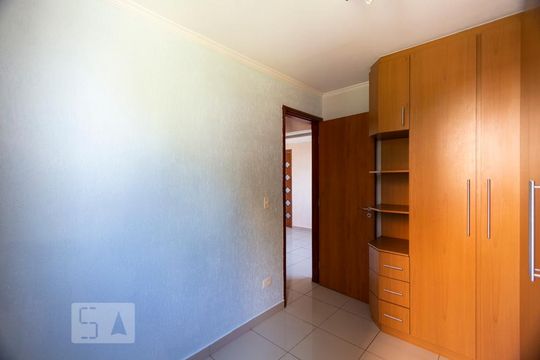Quarto 1 de apartamento para alugar com 2 quartos, 52m² em Vila Parque Jabaquara, São Paulo