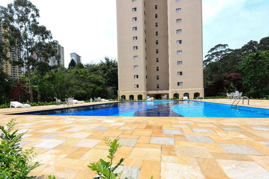 Piscina de apartamento para alugar com 2 quartos, 72m² em Vila Suzana, São Paulo