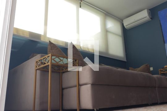 Suíte 3 de apartamento à venda com 3 quartos, 240m² em Barra da Tijuca, Rio de Janeiro
