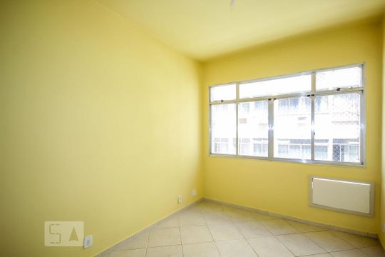 Sala de apartamento à venda com 1 quarto, 45m² em Copacabana, Rio de Janeiro