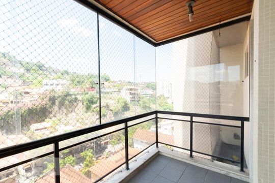 Varanda Quarto 1 e 2 de apartamento à venda com 3 quartos, 280m² em Icaraí, Niterói