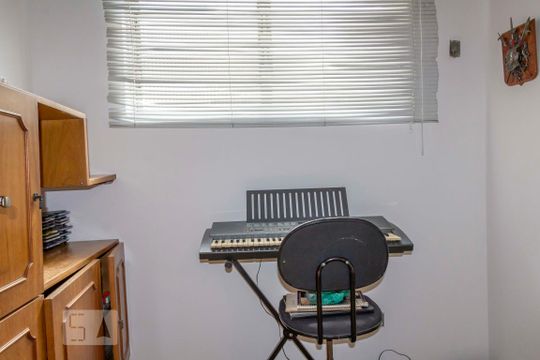 Quarto 1 de casa à venda com 3 quartos, 400m² em Chácara Inglesa, São Paulo