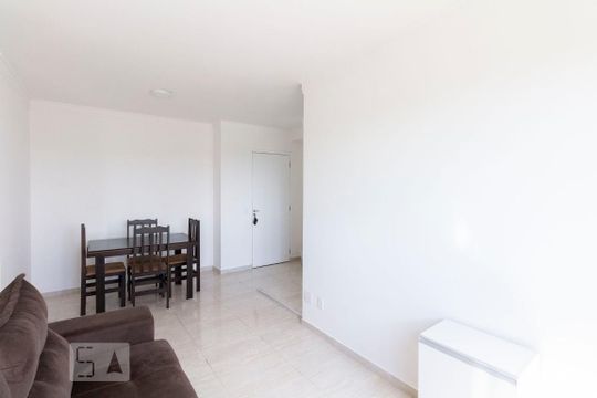 Sala de apartamento para alugar com 2 quartos, 45m² em Quinta da Paineira, São Paulo