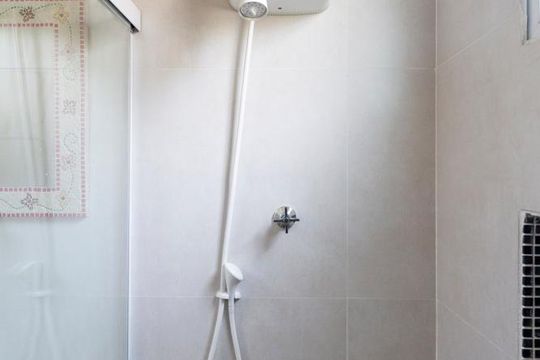 Banheiro social de casa à venda com 4 quartos, 200m² em Planalto Paulista, São Paulo