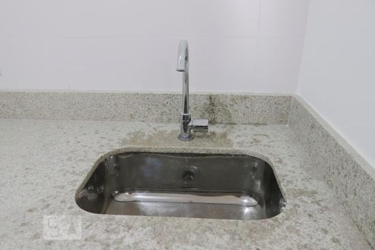 Cozinha de kitnet/studio para alugar com 1 quarto, 44m² em Bela Vista, São Paulo