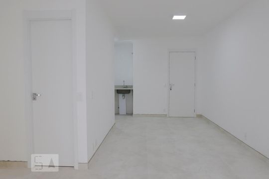 Sala e quarto de kitnet/studio para alugar com 1 quarto, 44m² em Bela Vista, São Paulo