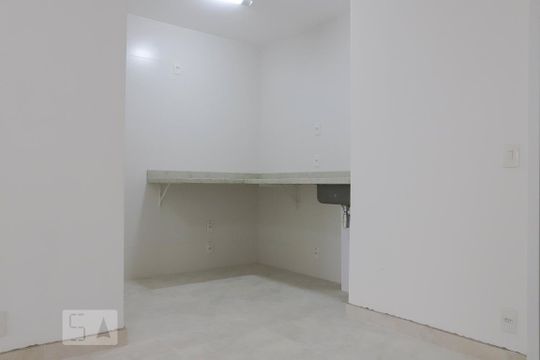 Cozinha de kitnet/studio para alugar com 1 quarto, 44m² em Bela Vista, São Paulo
